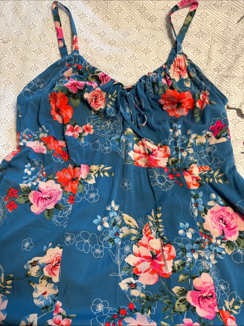 Torrid midi floral dress size 1 lightweight challis in blue red pinks